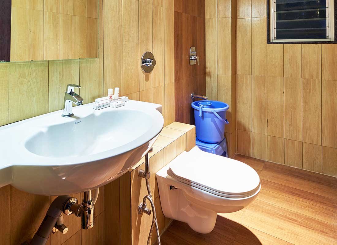 Comfortable Executive Twin Bed Room near Mahalaxmi Temple Kolhapur