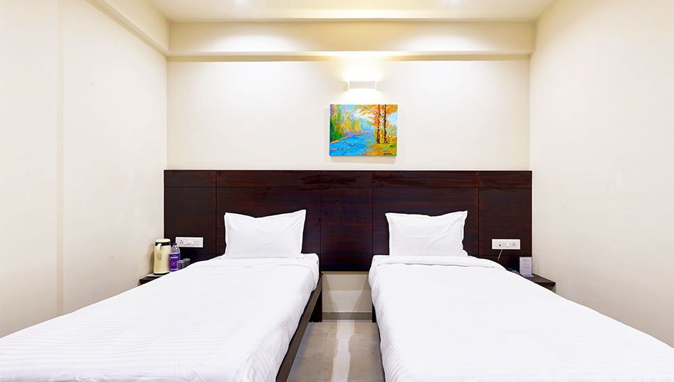 Executive Twin Bed near Mahalaxmi Temple